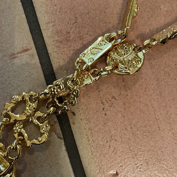 VERSACE gold coin belt - Picture 9 of 9